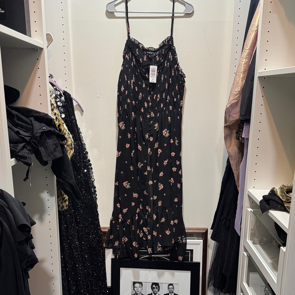 Torrid Black Floral Tunic Top - see through.